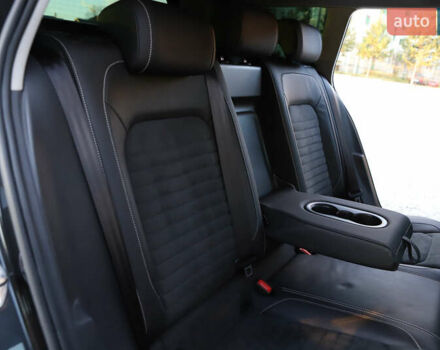 Серый Фольксваген Пассат, объемом двигателя 1.97 л и пробегом 65 тыс. км за 31900 $, фото 109 на Automoto.ua