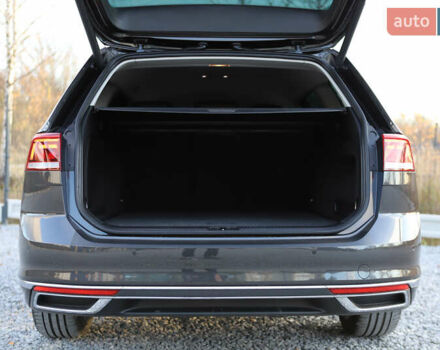 Серый Фольксваген Пассат, объемом двигателя 1.97 л и пробегом 65 тыс. км за 31900 $, фото 49 на Automoto.ua