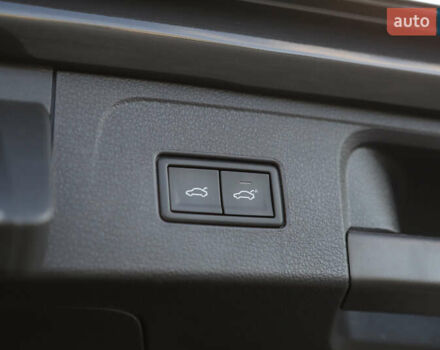 Серый Фольксваген Пассат, объемом двигателя 1.97 л и пробегом 65 тыс. км за 31900 $, фото 51 на Automoto.ua