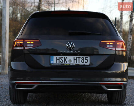 Серый Фольксваген Пассат, объемом двигателя 1.97 л и пробегом 65 тыс. км за 31900 $, фото 20 на Automoto.ua