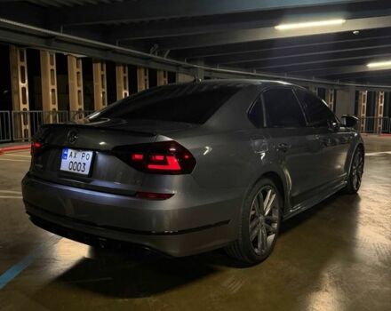 Сірий Фольксваген Пассат, об'ємом двигуна 1.8 л та пробігом 140 тис. км за 15000 $, фото 2 на Automoto.ua