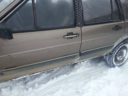 Сірий Фольксваген Пассат, об'ємом двигуна 0 л та пробігом 400 тис. км за 600 $, фото 1 на Automoto.ua