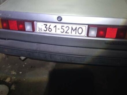 Фольксваген Пассат 1987 у Чернівцях на Automoto.ua Сірий Фольксваген Пассат, об'ємом двигуна 1.6 л та пробігом 223 тис. км за 950 $, фото 1 на Automoto.ua