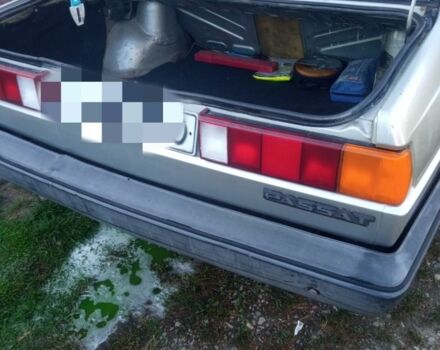 Серый Фольксваген Пассат, объемом двигателя 1.6 л и пробегом 250 тыс. км за 900 $, фото 1 на Automoto.ua