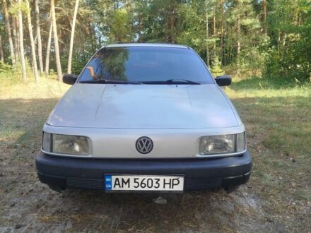Фольксваген Пассат 1988 в Житомире на Automoto.ua Серый Фольксваген Пассат, объемом двигателя 1.6 л и пробегом 506 тыс. км за 1300 $, фото 1 на Automoto.ua