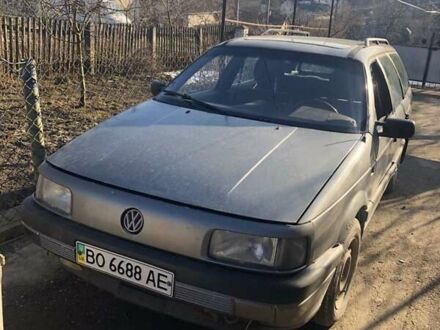 Сірий Фольксваген Пассат, об'ємом двигуна 1.8 л та пробігом 300 тис. км за 1900 $, фото 1 на Automoto.ua