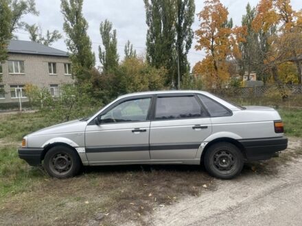 Серый Фольксваген Пассат, объемом двигателя 1.8 л и пробегом 485 тыс. км за 1700 $, фото 1 на Automoto.ua