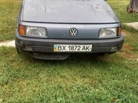 Фольксваген Пассат 1989 у Жовкві на Automoto.ua Сірий Фольксваген Пассат, об'ємом двигуна 1.8 л та пробігом 250 тис. км за 1000 $, фото 1 на Automoto.ua