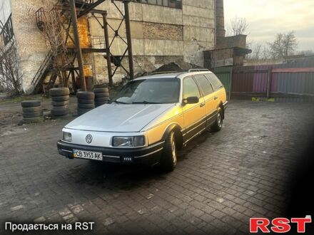 Фольксваген Пассат 1989 в Доброполье на Automoto.ua Серый Фольксваген Пассат, объемом двигателя 18 л и пробегом 350 тыс. км за 1000 $, фото 1 на Automoto.ua