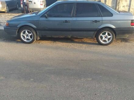 Серый Фольксваген Пассат, объемом двигателя 1.8 л и пробегом 500 тыс. км за 1300 $, фото 1 на Automoto.ua