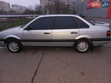 Серый Фольксваген Пассат, объемом двигателя 1.78 л и пробегом 240 тыс. км за 1800 $, фото 1 на Automoto.ua