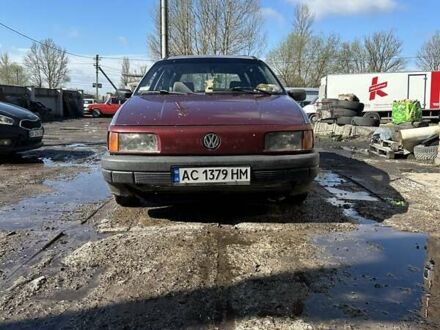 Серый Фольксваген Пассат, объемом двигателя 1.9 л и пробегом 300 тыс. км за 2100 $, фото 1 на Automoto.ua