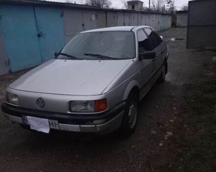 Серый Фольксваген Пассат, объемом двигателя 1.8 л и пробегом 249 тыс. км за 1700 $, фото 1 на Automoto.ua