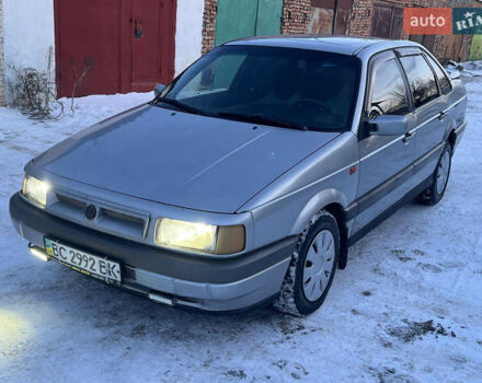 Сірий Фольксваген Пассат, об'ємом двигуна 1.6 л та пробігом 210 тис. км за 1399 $, фото 1 на Automoto.ua