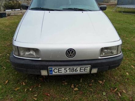Фольксваген Пассат 1990 у Чернівцях на Automoto.ua Сірий Фольксваген Пассат, об'ємом двигуна 1.8 л та пробігом 250 тис. км за 1000 $, фото 1 на Automoto.ua