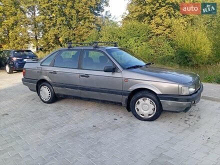 Фольксваген Пассат 1991 в Стрые на Automoto.ua Серый Фольксваген Пассат, объемом двигателя 1.98 л и пробегом 302 тыс. км за 850 $, фото 1 на Automoto.ua