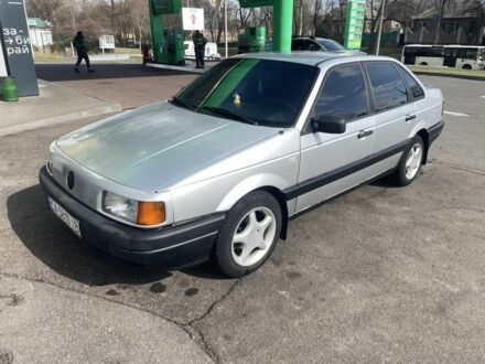 Фольксваген Пассат 1991 у Черкасах на Automoto.ua Сірий Фольксваген Пассат, об'ємом двигуна 1.8 л та пробігом 3 тис. км за 1850 $, фото 1 на Automoto.ua