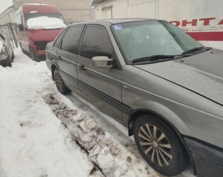 Серый Фольксваген Пассат, объемом двигателя 1.9 л и пробегом 380 тыс. км за 3200 $, фото 1 на Automoto.ua