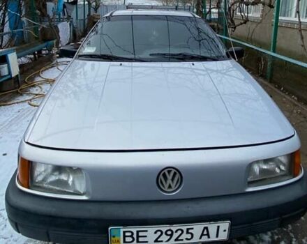 Серый Фольксваген Пассат, объемом двигателя 1.8 л и пробегом 311 тыс. км за 2500 $, фото 1 на Automoto.ua