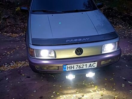 Фольксваген Пассат 1992 в Ананьеве на Automoto.ua Серый Фольксваген Пассат, объемом двигателя 2 л и пробегом 353 тыс. км за 2550 $, фото 1 на Automoto.ua