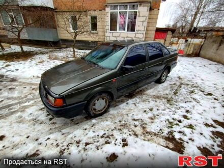 Фольксваген Пассат 1992 в Сумах на Automoto.ua Серый Фольксваген Пассат, объемом двигателя 18 л и пробегом 346 тыс. км за 890 $, фото 1 на Automoto.ua