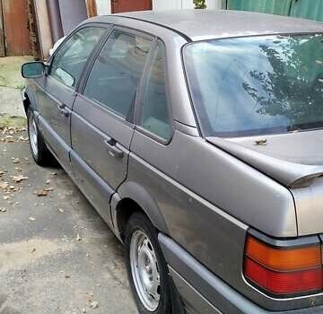 Серый Фольксваген Пассат, объемом двигателя 2 л и пробегом 312 тыс. км за 2300 $, фото 1 на Automoto.ua