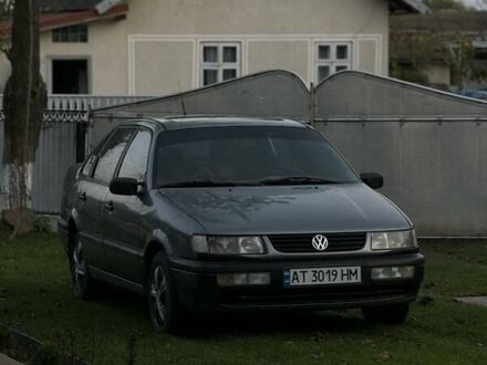 Фольксваген Пассат 1994 у Городенке на Automoto.ua Сірий Фольксваген Пассат, об'ємом двигуна 1.98 л та пробігом 250 тис. км за 2300 $, фото 1 на Automoto.ua