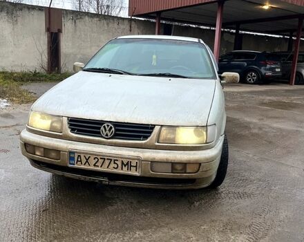 Сірий Фольксваген Пассат, об'ємом двигуна 2 л та пробігом 455 тис. км за 1650 $, фото 1 на Automoto.ua