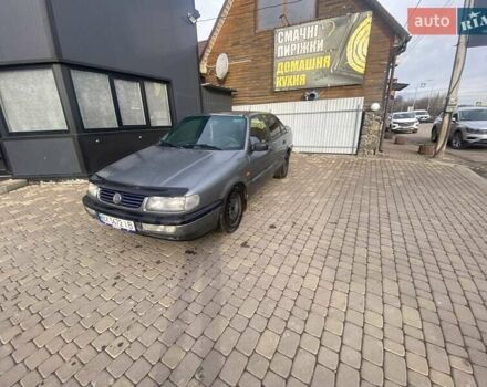 Сірий Фольксваген Пассат, об'ємом двигуна 2 л та пробігом 490 тис. км за 1700 $, фото 1 на Automoto.ua