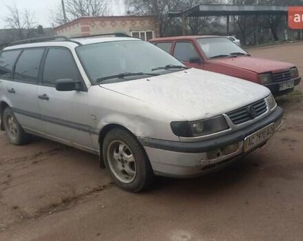 Серый Фольксваген Пассат, объемом двигателя 1.9 л и пробегом 352 тыс. км за 1350 $, фото 1 на Automoto.ua