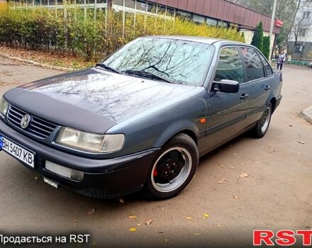 Серый Фольксваген Пассат, объемом двигателя 1.6 л и пробегом 0 тыс. км за 1600 $, фото 1 на Automoto.ua