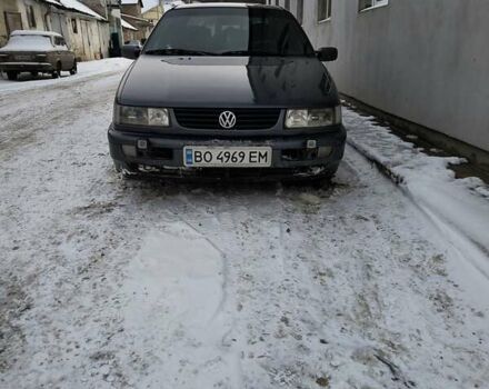 Серый Фольксваген Пассат, объемом двигателя 1.98 л и пробегом 453 тыс. км за 2100 $, фото 1 на Automoto.ua