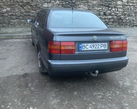 Сірий Фольксваген Пассат, об'ємом двигуна 1.8 л та пробігом 299 тис. км за 1850 $, фото 1 на Automoto.ua