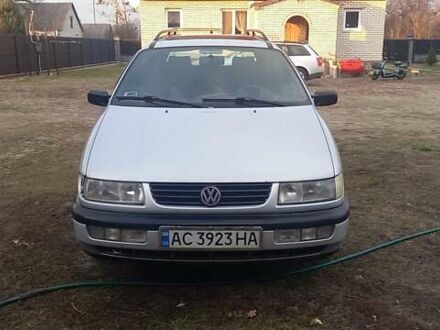 Сірий Фольксваген Пассат, об'ємом двигуна 1.78 л та пробігом 415 тис. км за 1950 $, фото 1 на Automoto.ua