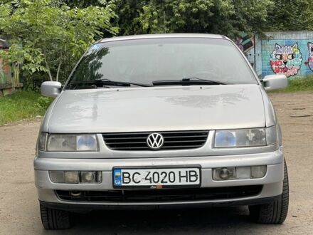 Серый Фольксваген Пассат, объемом двигателя 2 л и пробегом 512 тыс. км за 1900 $, фото 1 на Automoto.ua