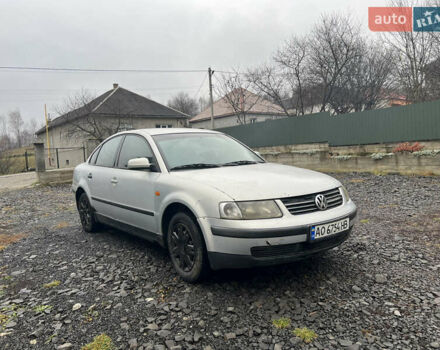 Серый Фольксваген Пассат, объемом двигателя 1.9 л и пробегом 350 тыс. км за 1999 $, фото 1 на Automoto.ua