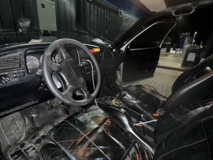 Серый Фольксваген Пассат, объемом двигателя 2 л и пробегом 276 тыс. км за 1500 $, фото 1 на Automoto.ua