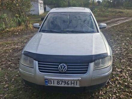 Серый Фольксваген Пассат, объемом двигателя 2.3 л и пробегом 260 тыс. км за 4500 $, фото 1 на Automoto.ua