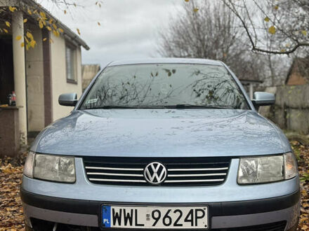 Серый Фольксваген Пассат, объемом двигателя 0 л и пробегом 458 тыс. км за 2400 $, фото 1 на Automoto.ua