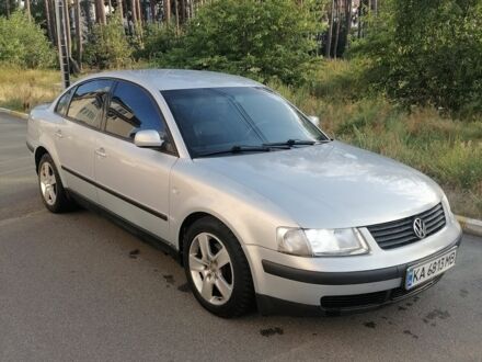 Фольксваген Пассат 1997 в Ирпене на Automoto.ua Серый Фольксваген Пассат, объемом двигателя 1.9 л и пробегом 300 тыс. км за 3800 $, фото 1 на Automoto.ua