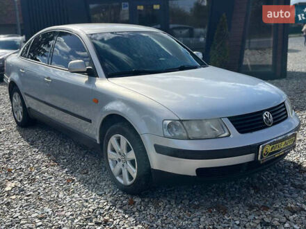 Фольксваген Пассат 1997 в Коломые на Automoto.ua Серый Фольксваген Пассат, объемом двигателя 1.6 л и пробегом 201 тыс. км за 3200 $, фото 1 на Automoto.ua