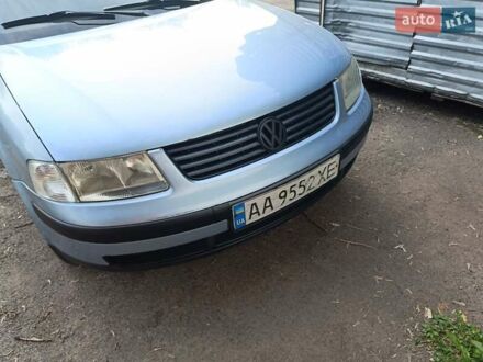 Сірий Фольксваген Пассат, об'ємом двигуна 1.6 л та пробігом 395 тис. км за 3200 $, фото 1 на Automoto.ua