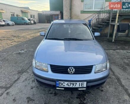 Серый Фольксваген Пассат, объемом двигателя 1.78 л и пробегом 310 тыс. км за 2999 $, фото 1 на Automoto.ua