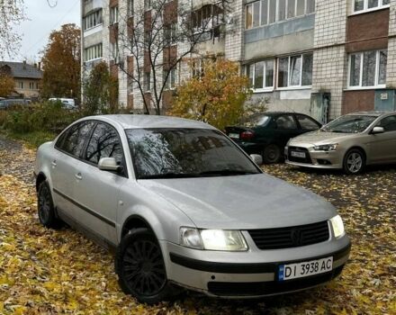 Сірий Фольксваген Пассат, об'ємом двигуна 1.6 л та пробігом 364 тис. км за 2900 $, фото 1 на Automoto.ua