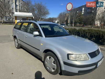 Фольксваген Пассат 1998 в Шполе на Automoto.ua Серый Фольксваген Пассат, объемом двигателя 1.9 л и пробегом 408 тыс. км за 3200 $, фото 1 на Automoto.ua