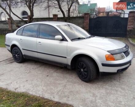 Серый Фольксваген Пассат, объемом двигателя 1.9 л и пробегом 300 тыс. км за 3100 $, фото 1 на Automoto.ua