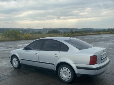 Серый Фольксваген Пассат, объемом двигателя 1.6 л и пробегом 111 тыс. км за 2200 $, фото 1 на Automoto.ua