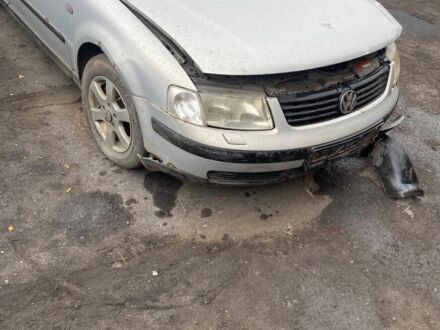 Серый Фольксваген Пассат, объемом двигателя 1.9 л и пробегом 340 тыс. км за 1700 $, фото 1 на Automoto.ua