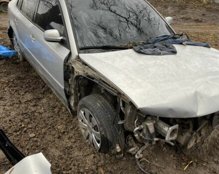 Серый Фольксваген Пассат, объемом двигателя 0 л и пробегом 300 тыс. км за 1100 $, фото 1 на Automoto.ua