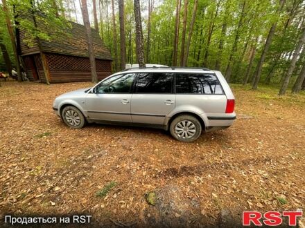 Серый Фольксваген Пассат, объемом двигателя 1.9 л и пробегом 321 тыс. км за 1500 $, фото 1 на Automoto.ua